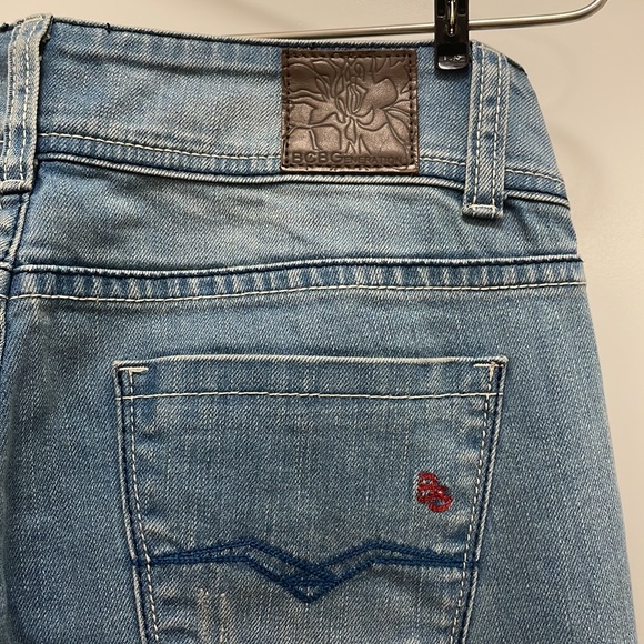 Brand new BCBG women jeans. Size 27 - Picture 5 of 5